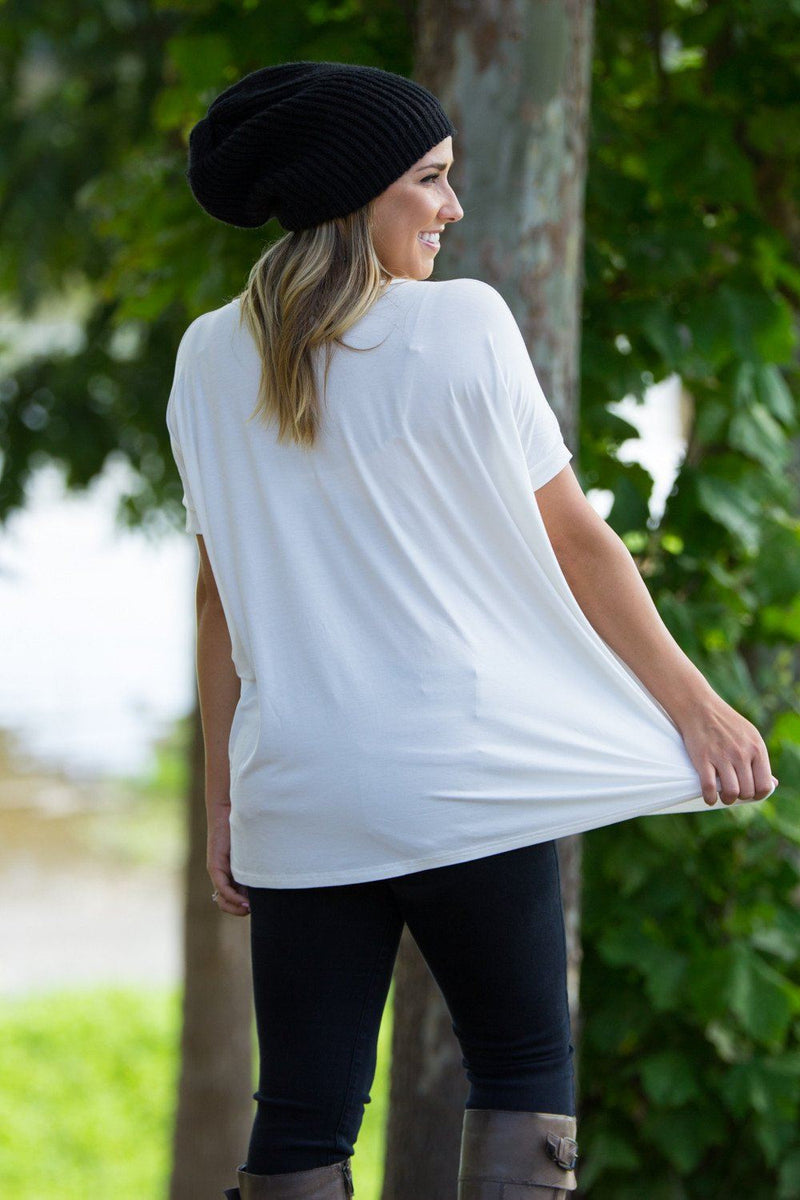 Short Sleeve V-Neck Piko Top - Off White - Piko Clothing